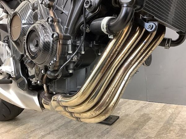 ホンダ CB650R CB650R ワンオーナー・フェンダーレス仕様・カーボン調エンジンカバー・USB装備 9