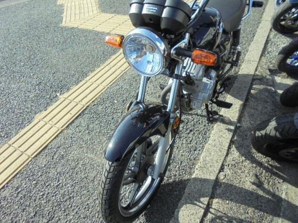 ホンダ CBF125 リアキャリア標準装備 6