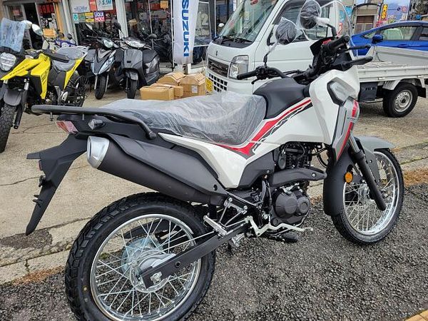 ホンダ CRF190L ABS付アドベンチャーモデル 4