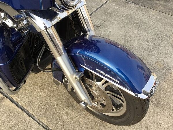 ハーレーダビッドソン FLHTCUTG TRIKE TRIGLIDE ULTRA トライグライドウルトラ マフラー グリップ タンクキャップ !! 10