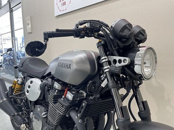 ヤマハ XJR1300C XJR1300C ACTIVEバーハンドル OVER製バックステップ POSHウィンカー 10