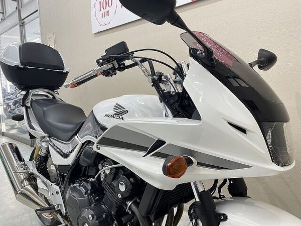 ホンダ CB400スーパーボルドール CB400スーパーボルドールRevo LEDライトバルブ カスタムハンドル USBポート 10