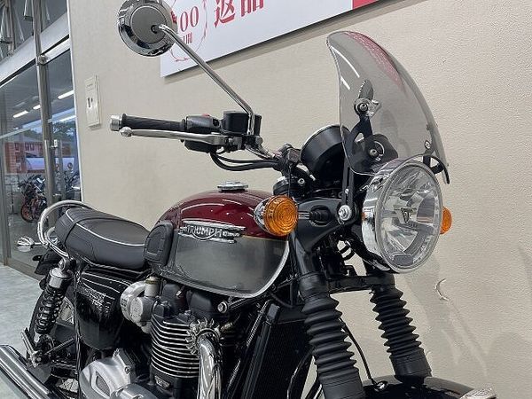 トライアンフ BONNEVILLE T120 ボンネビルT120 2024年モデル スクリーン USB電源装備 8