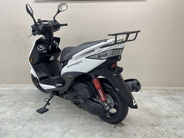 ヤマハ シグナスX SR シグナス125XSR 2015年モデル!! 8