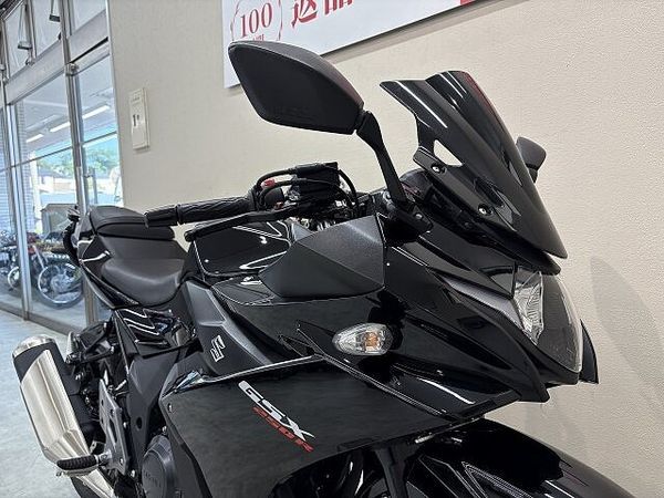 スズキ GSX250R GSX250R 2021年モデル スモークスクリーン グラブoー マルチバー USBポート 9