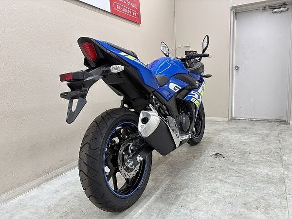 スズキ GSX250R GSX250R ABS 2023年モデル 4