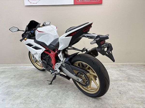 ホンダ CBR250RR (MC51) CBR250RR【マル得】 アクラポヴィッチ製マフラー 純正OPクイックシフター USBポ 6