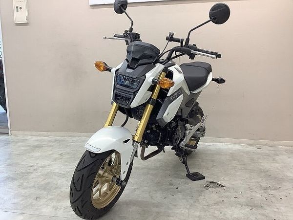 ホンダ グロム グロム キタコ製マフラー フェンダーレスキット USBポート装備 6