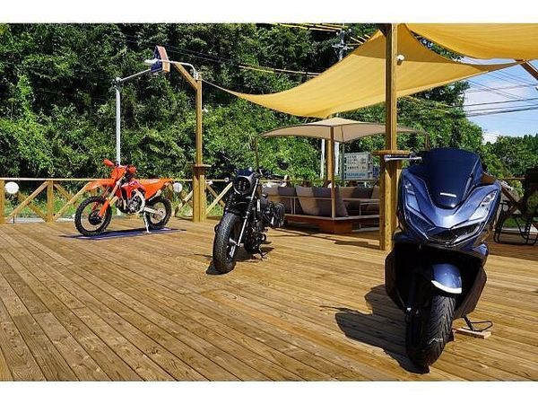 ホンダ レブル1100 抜群のスタイルと迫力あるエンジンを誇るシリーズ上位のレブルは充実な装備と足つき性が魅力です 4