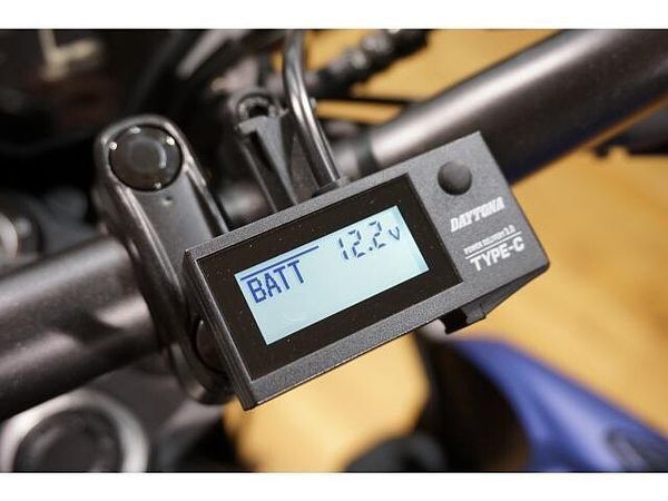 ホンダ CB250R 店舗記念特典として、全国配送料無料(北海道・沖縄・離島は別途1.5万円要)です 10