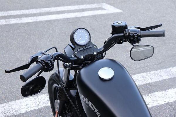 ハーレーダビッドソン XL883N SPORTSTER IRON 店舗在庫多数あり! 9