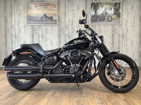 ハーレーダビッドソン FXBB SOFTAIL STREETBOB FXBB1750ストリートボブ■ラペラ製シート■エンジンガード!! 3