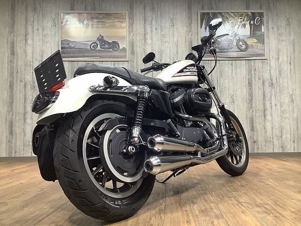 ハーレーダビッドソン XL883R XL883R ■サイドバック付き!! 4