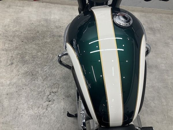 トライアンフ BONNEVILLE T120 Bonneville T120 2016年式モデル 純正サドルバッグ/グリップヒーター/エ 10