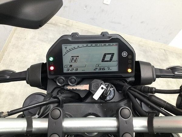 ヤマハ MT-25 MT-25 2022年式モデル 細かい動きとパワフルな走行性能を兼ねそろえた乗りやすく扱い 7