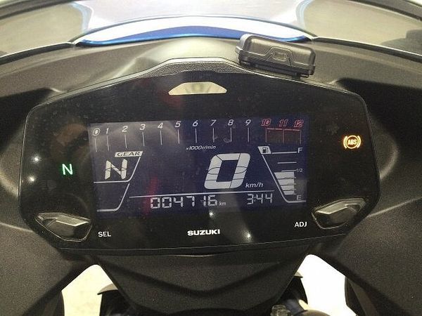 スズキ ジクサー SF250 GIXXER SF 250 2021年式モデル 軽く、小さく、シンプルな油冷SEPエンジン 7