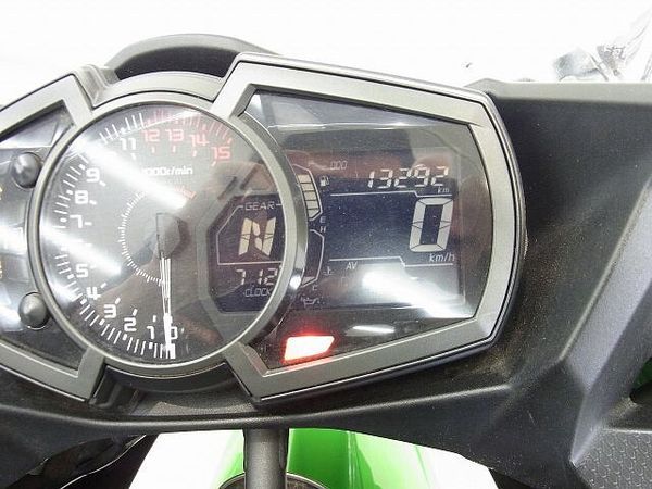 カワサキ ニンジャ 400 Ninja 400 KRT EDITION(ニンジャ400)/ABS/クランプバー/インジ 8