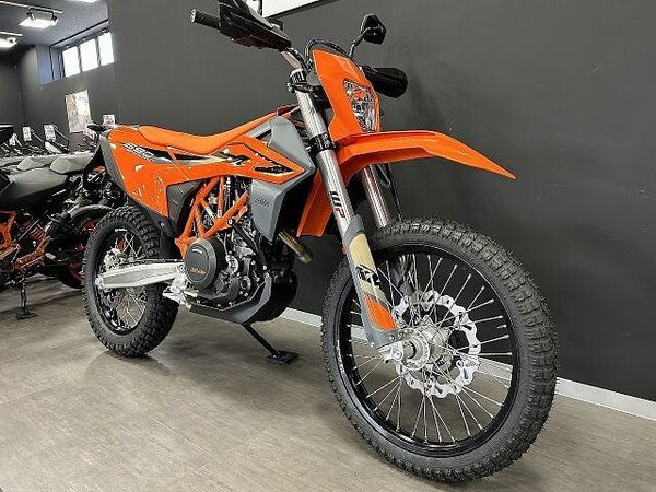 KTM 690ENDURO 690ENDURO R 新車 2023年モデル!! 2