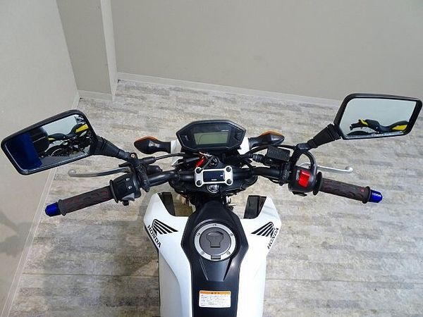 ホンダ グロム GROM 2018年モデル/GIVIボックス/ナポレオンミラー/バーエンド 10
