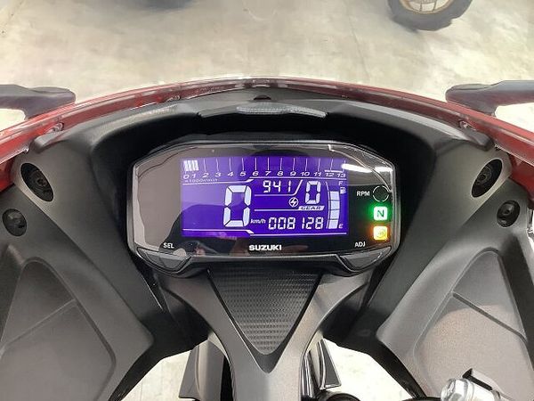 スズキ GSX-R125 【7月限定】GSX-R125 2021年モデル リアボックス装備! 8