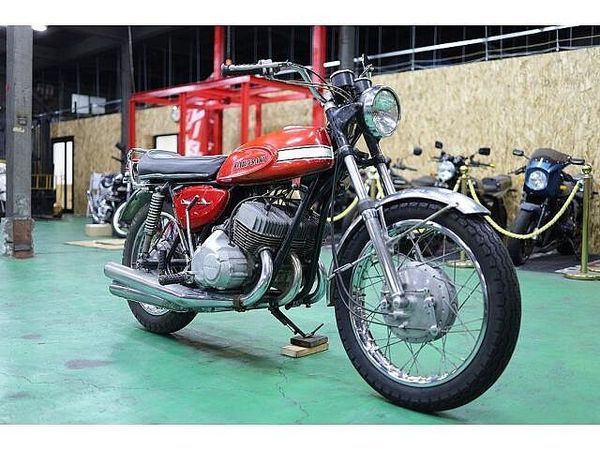 カワサキ 500SS マッハIII (H1) 純正当時物のオリジナルペイントのマッハ3入庫致しました!渋い1台です。初期型のH1です!! 2
