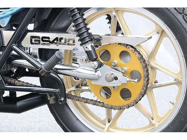 スズキ GS400E レストア済のGS400入庫致しました!マッドスターのセブンスターキャストにAGサイクロン! 8