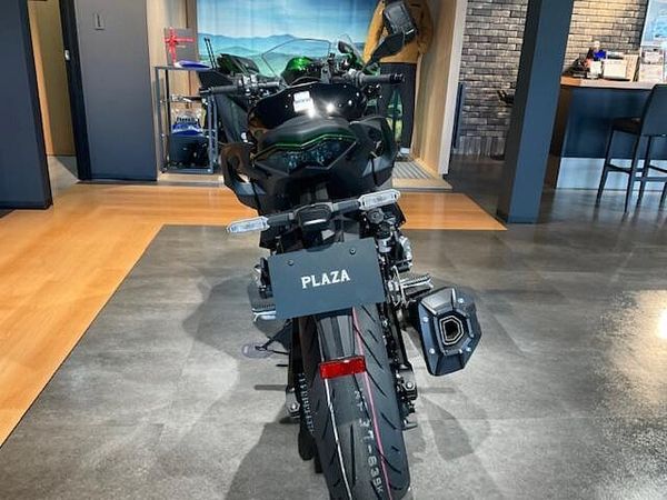カワサキ ニンジャ 1000 (Z1000SX) 人気のNinja1000SXの2023年モデルを入荷しました。 4