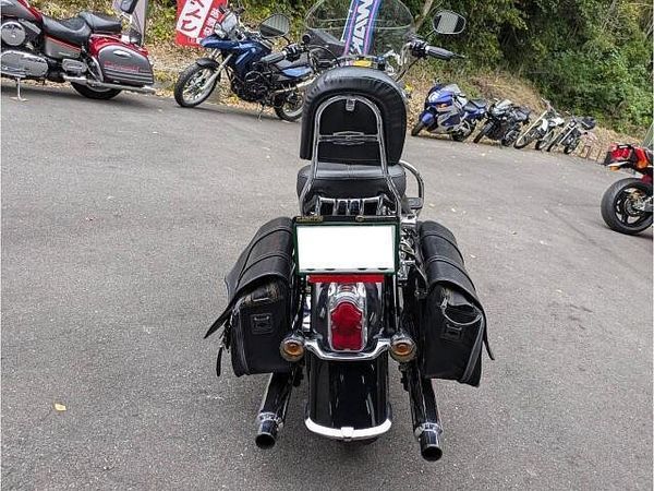 ハーレーダビッドソン FLSTN SOFTAIL DELUXE クラシックタイプのハーレー入荷しました。一番ハーレーらしいスタイルのFLSTNです。 7