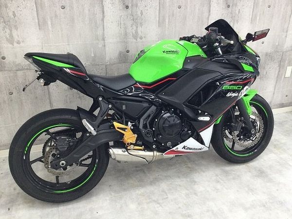 カワサキ ニンジャ 650 【バイク王認定中古車】Ninja 650 2022年モデル エンジンスライダー 社外ミラー 4