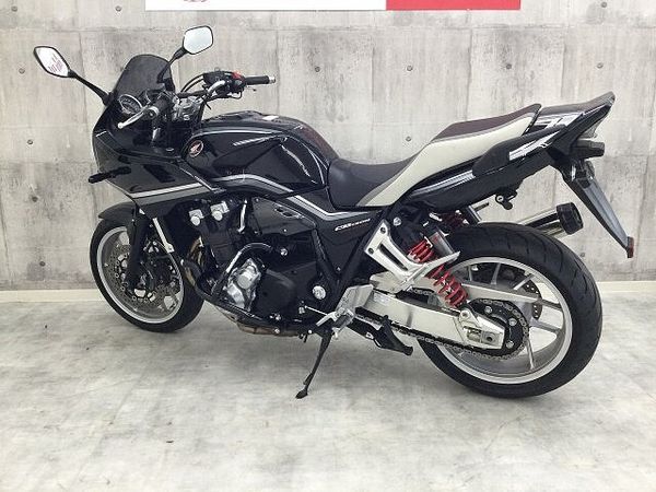 ホンダ CB1300スーパーボルドール CB1300 SUPER BOL D'OR ABS エンジンガード 2019年モデル イン 7