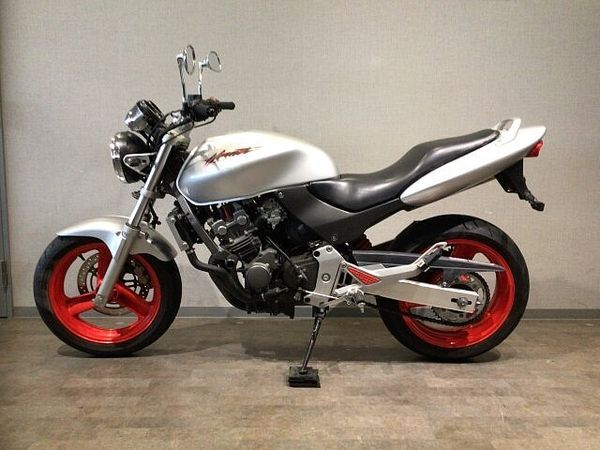 ホンダ ホーネット250 ホーネット250 MC31型2000年モデル エンジンスライダー・前後ウインカー等カスタム 5