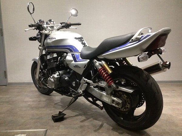 ホンダ CB1300スーパーフォア CB1300スーパーフォア SC40型1999年モデル テックサーフ製フルエキマフラー・ハ 6