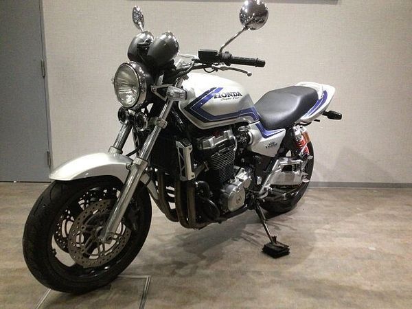 ホンダ CB1300スーパーフォア CB1300スーパーフォア SC40型1999年モデル テックサーフ製フルエキマフラー・ハ 7