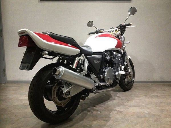 ホンダ CB1000スーパーフォア(ビッグワン) CB1000スーパーフォア SC30型1994年モデル HARDYレーシング製ハンドル・モ 4
