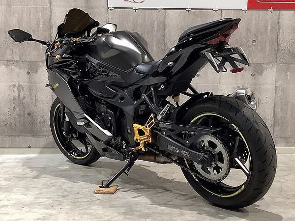 カワサキ ZX-25R ZX-25R SE 2023年モデル キジマ製フェンダーレス ベビーフェイス製ステップ U 8