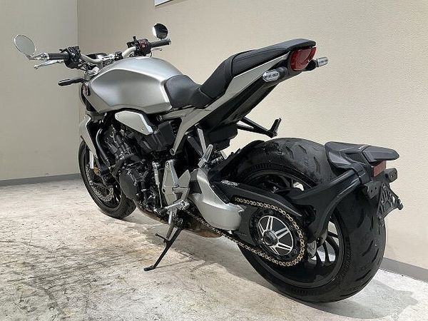 ホンダ CB1000R (2018-) CB1000R◆2021年モデル◆モリワキフルエキゾースト◆バーエンドミラー 8