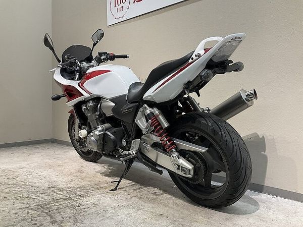 ホンダ CB1300スーパーボルドール CB1300スーパーボルドール◆2007年モデル◆フェンダーレス◆エンジンスライダー!! 8