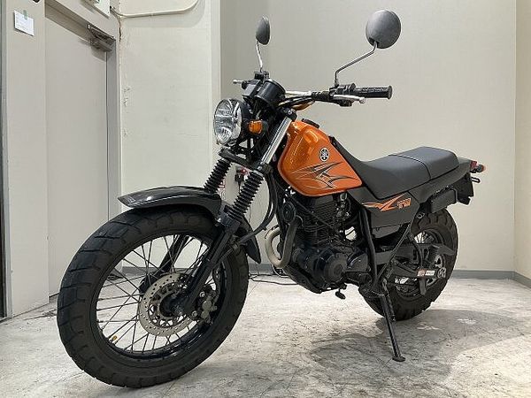 ヤマハ TW225E TW225E◆2004年モデル◆カスタムハンドル 5