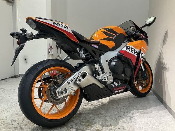 ホンダ CBR1000RR CBR1000RR◆2013年モデル◆レプソルカラー◆前後ドライブレコーダー 8