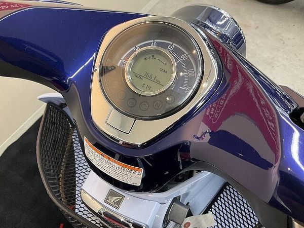 ホンダ スーパーカブC125 【マル得車両】スーパーカブC125【インナーバスケット・トップケース装備】!! 8