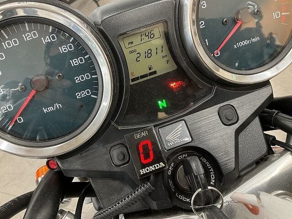 ホンダ CB1100 CB1100【グリップヒーター・エンジンガード他カスタム☆】 8