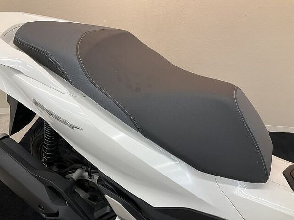 ホンダ PCX125 PCX【スマートキー採用モデル☆ノーマル】 10