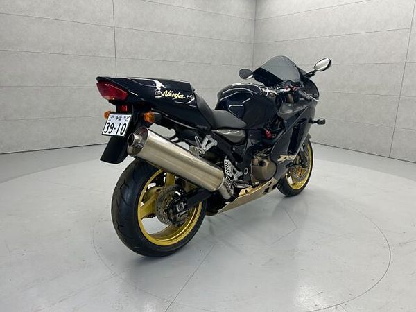 カワサキ ZX-12R 5