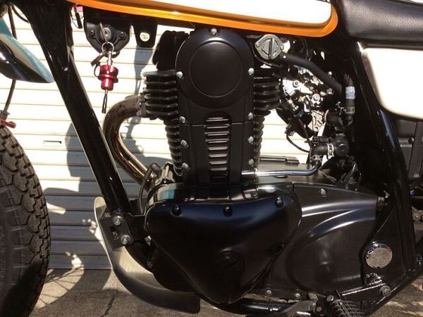 カワサキ 250TR 3