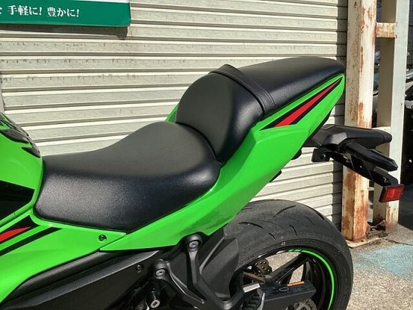 カワサキ ニンジャ 650 6