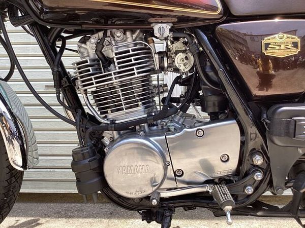 ヤマハ SR400 3