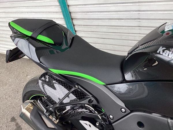 カワサキ ZX-10R 5