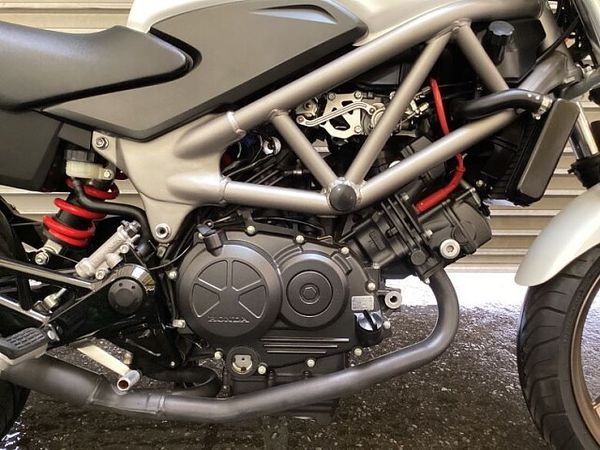 ホンダ VTR250 2