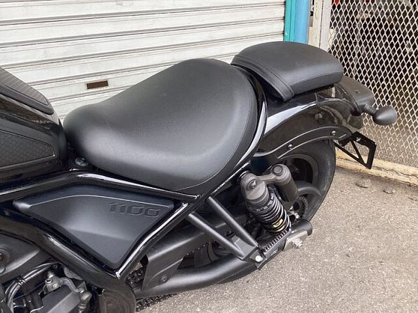 ホンダ レブル1100 6