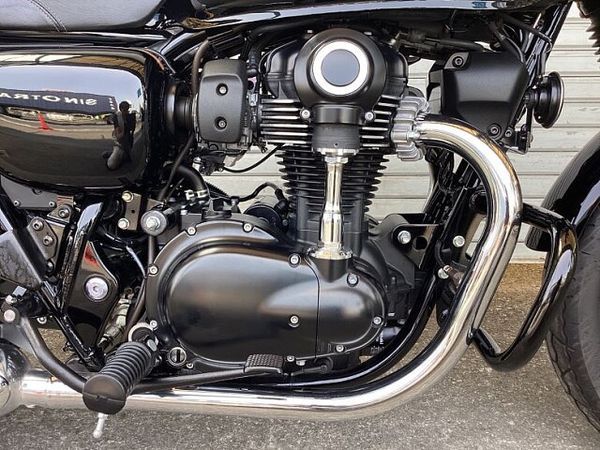 カワサキ W800 CAFE 2